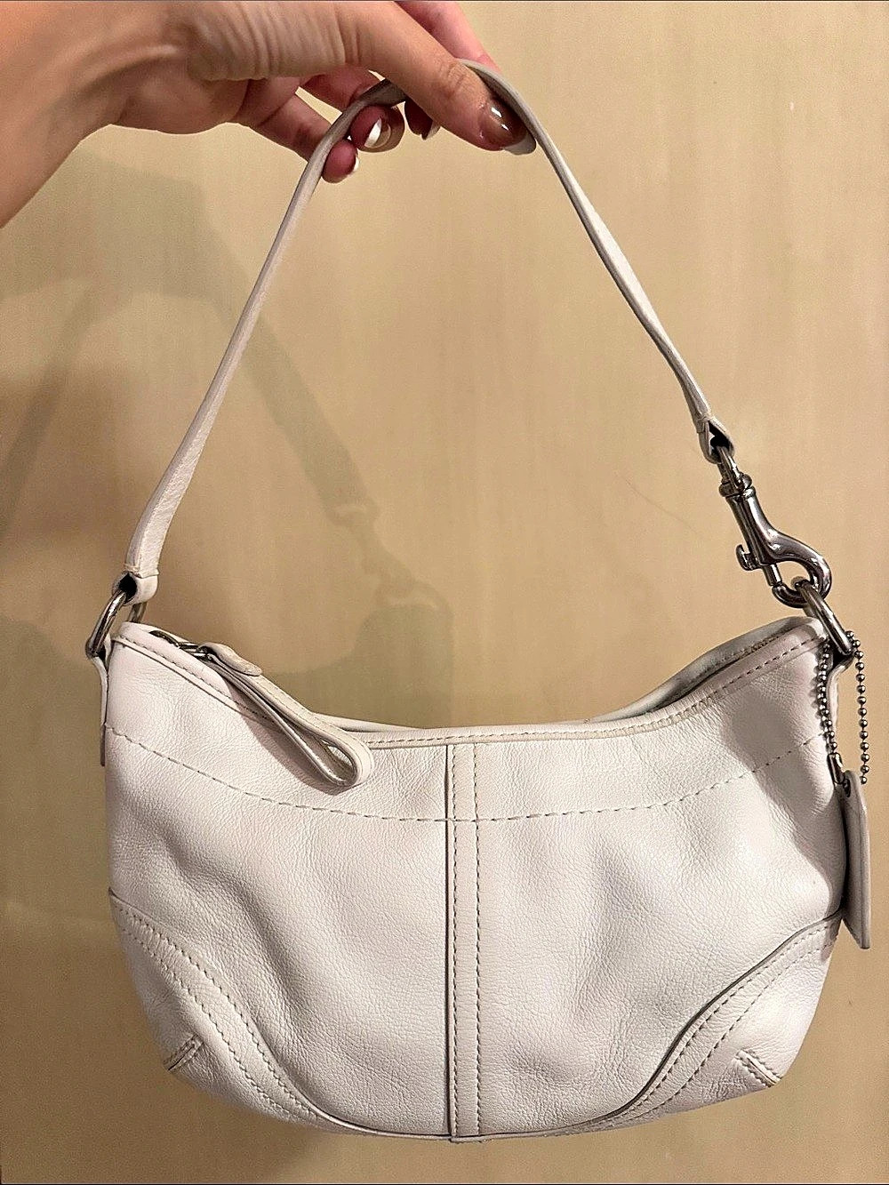 Coach White Shoulder Bag N9K04-4283